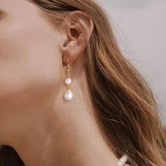14K Gold Womens Hanging Drop Stacked Pearl Earrings Natural Freshwater Pearls main image 0